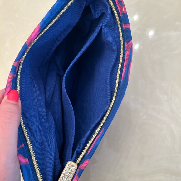 NWOT Lily Pulitzer Floral Clutch - Picture 3 of 3